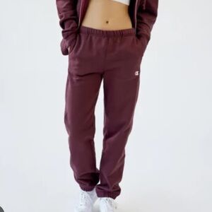 urban outfitters champion sweatpants small